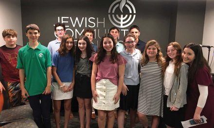 B’nai Tzedek Participants Focus on Philanthropy and Volunteering